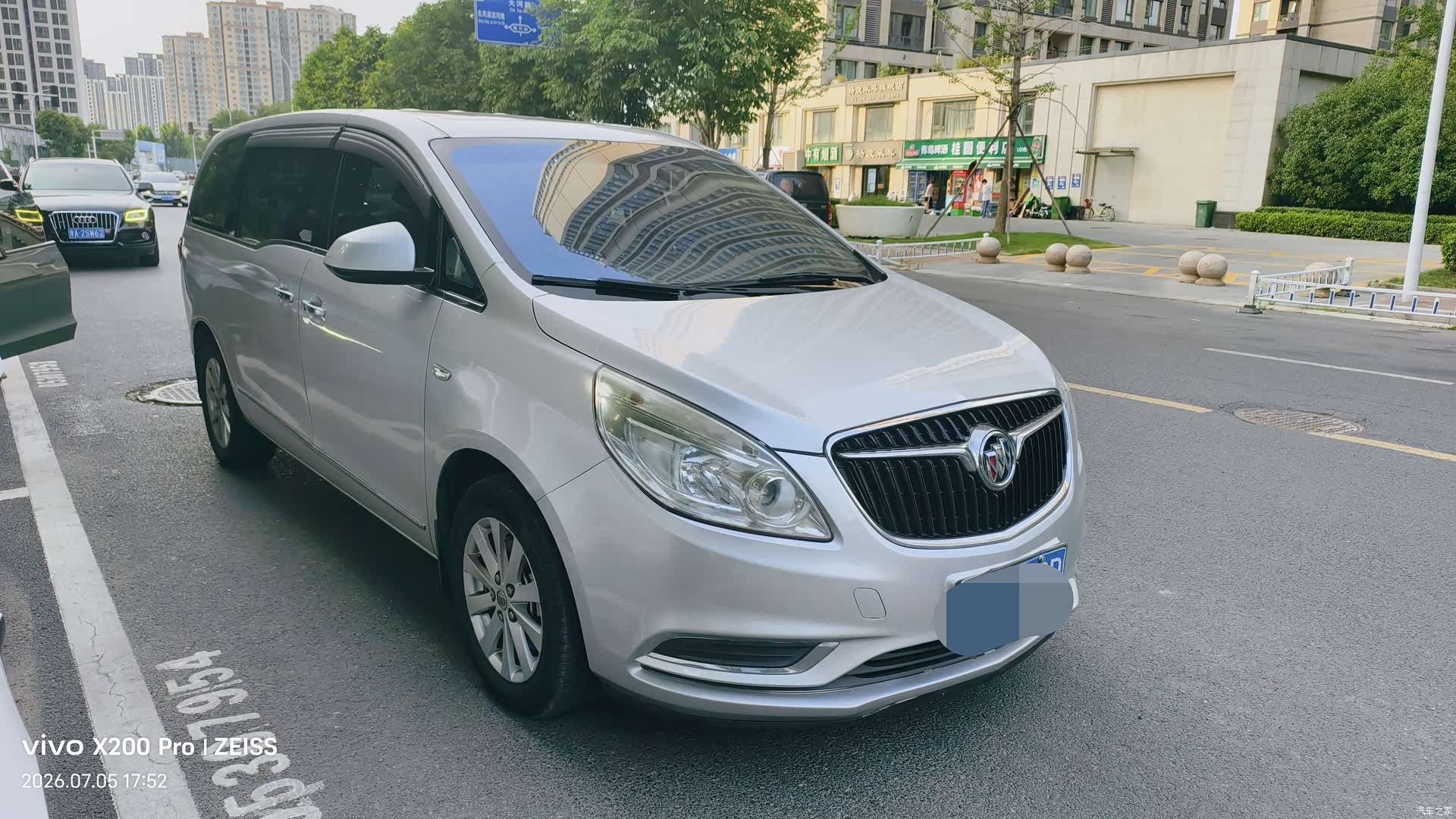 Buick GL8, 2017 2