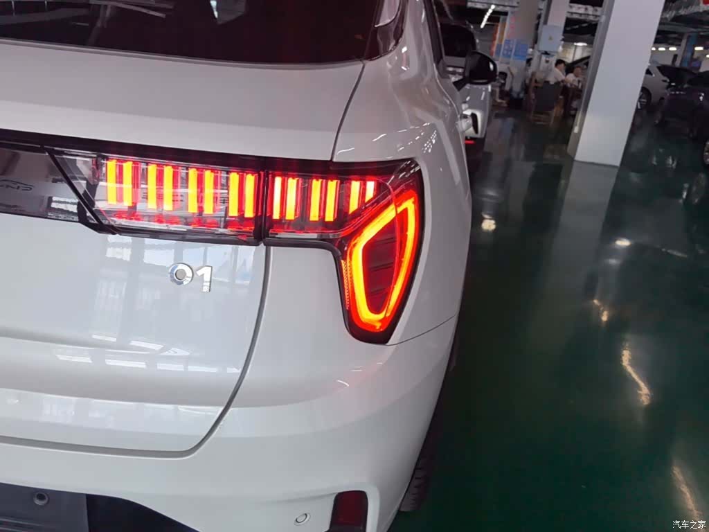 Lynk & Co 01, 2022 8