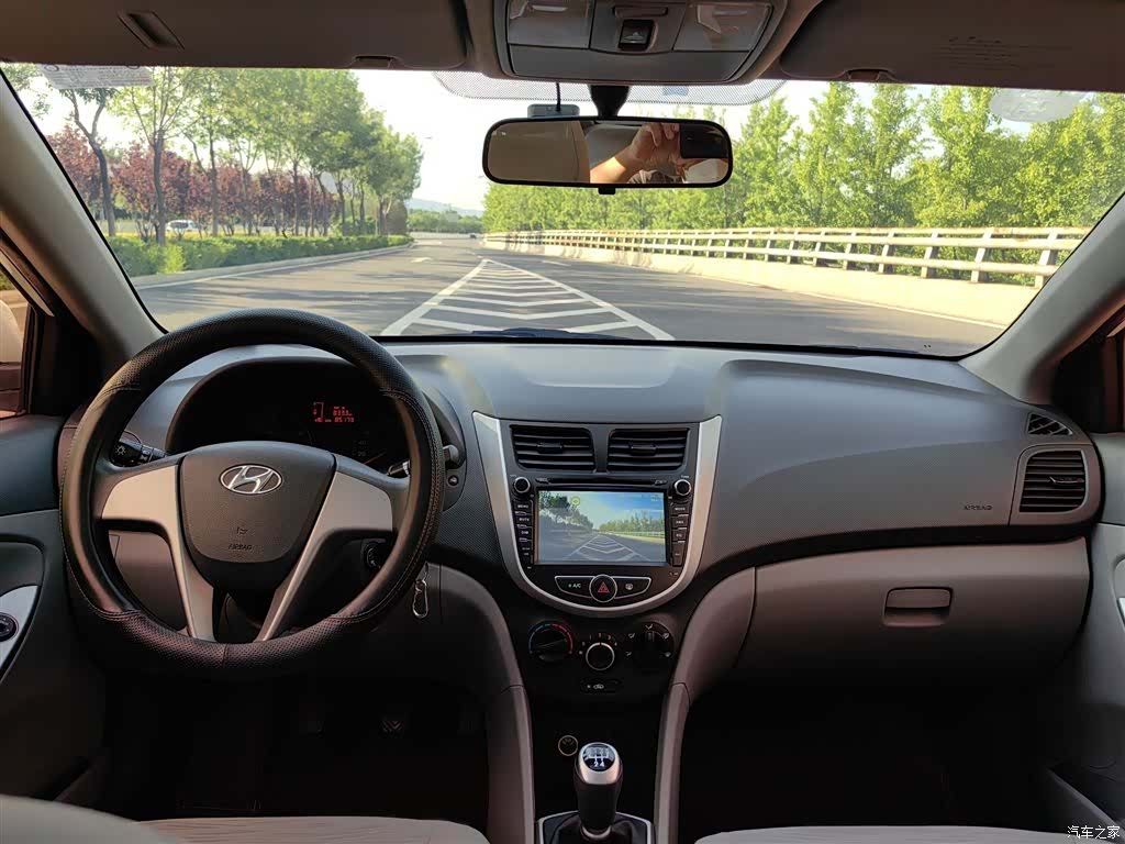 Hyundai GLS, 2017 20