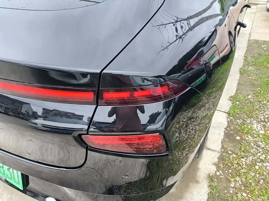 Xpeng P7, 2021 8