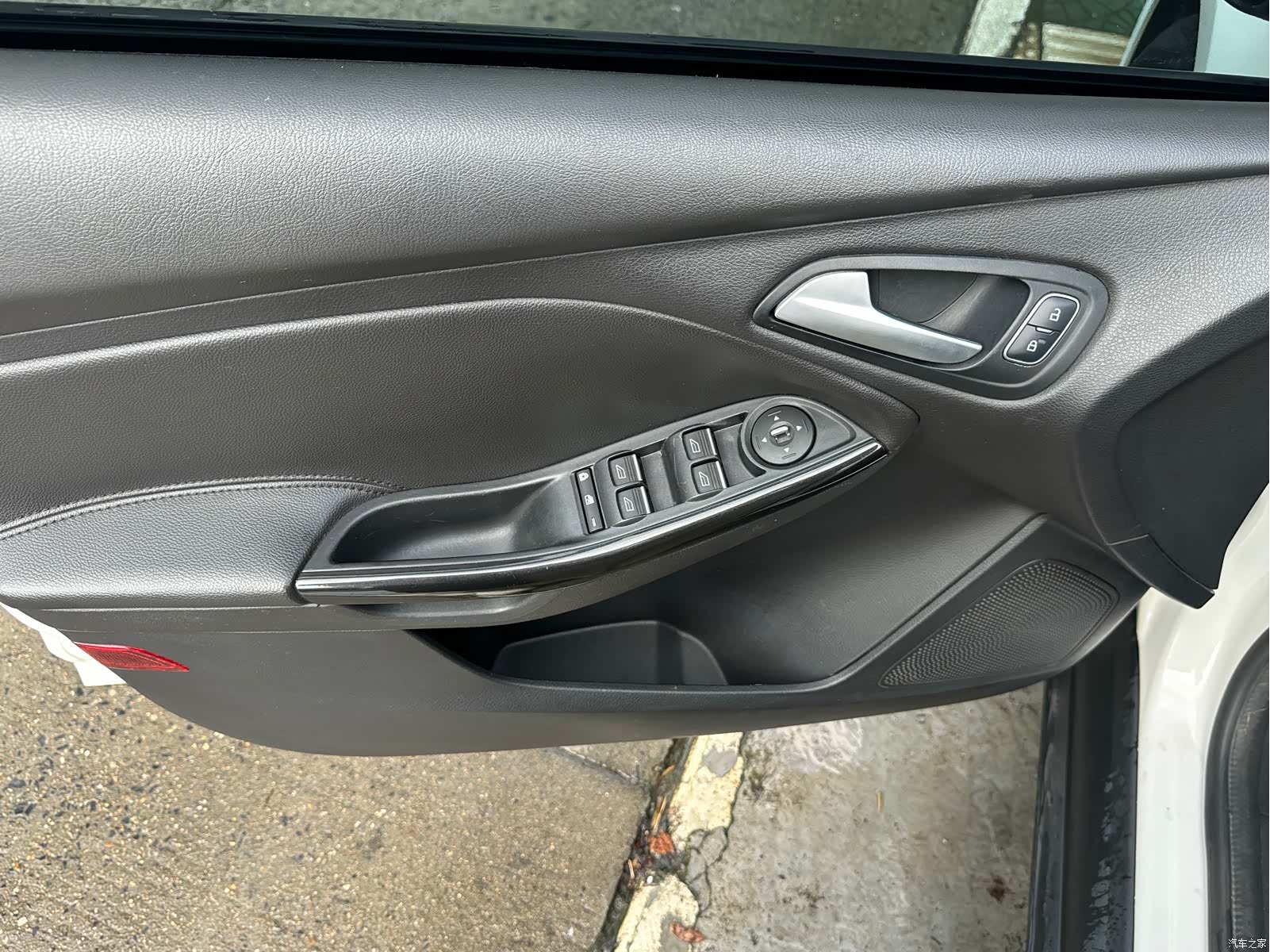 Ford Focus, 2017 12