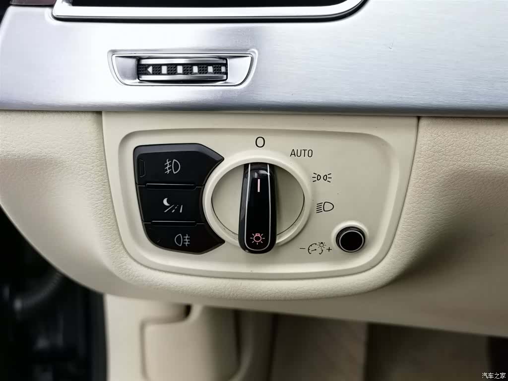 Audi A8L, 2012 21