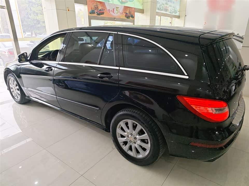 Mercedes-Benz R-class