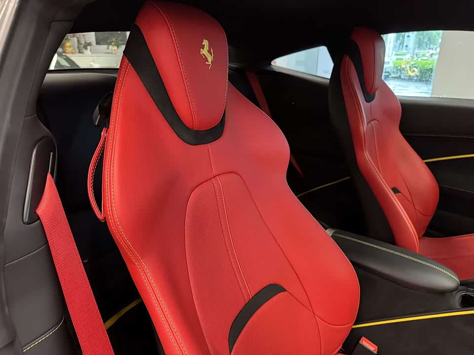 Ferrari Roma