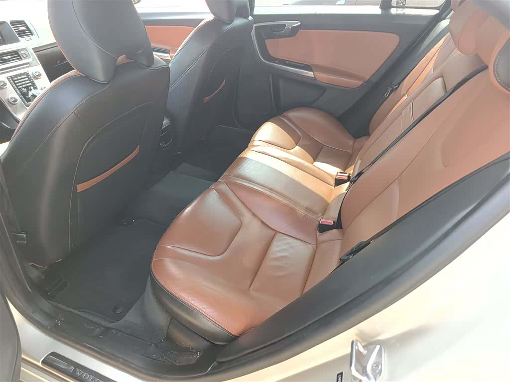 Volvo S60, 2019 17