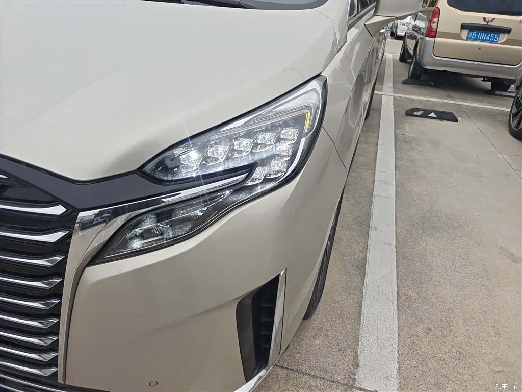Buick GL8, 2022 18