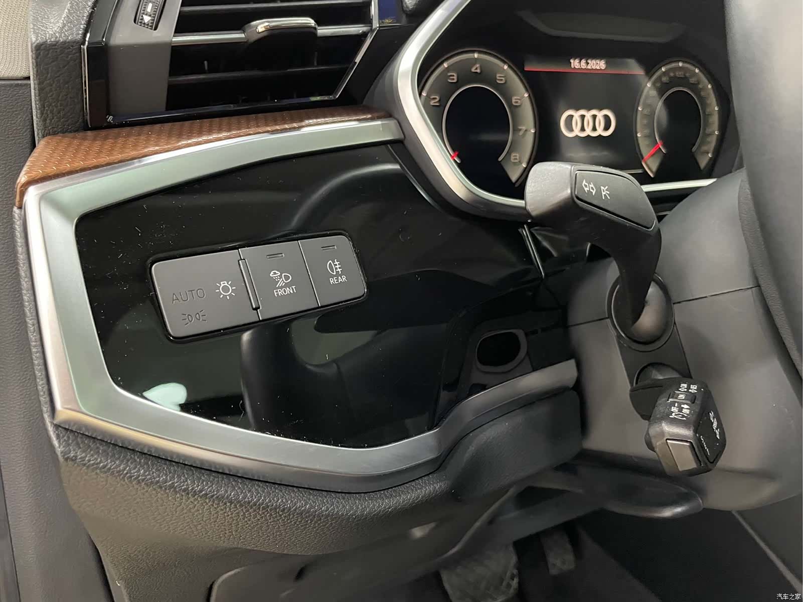 Audi Q3, 2022 14