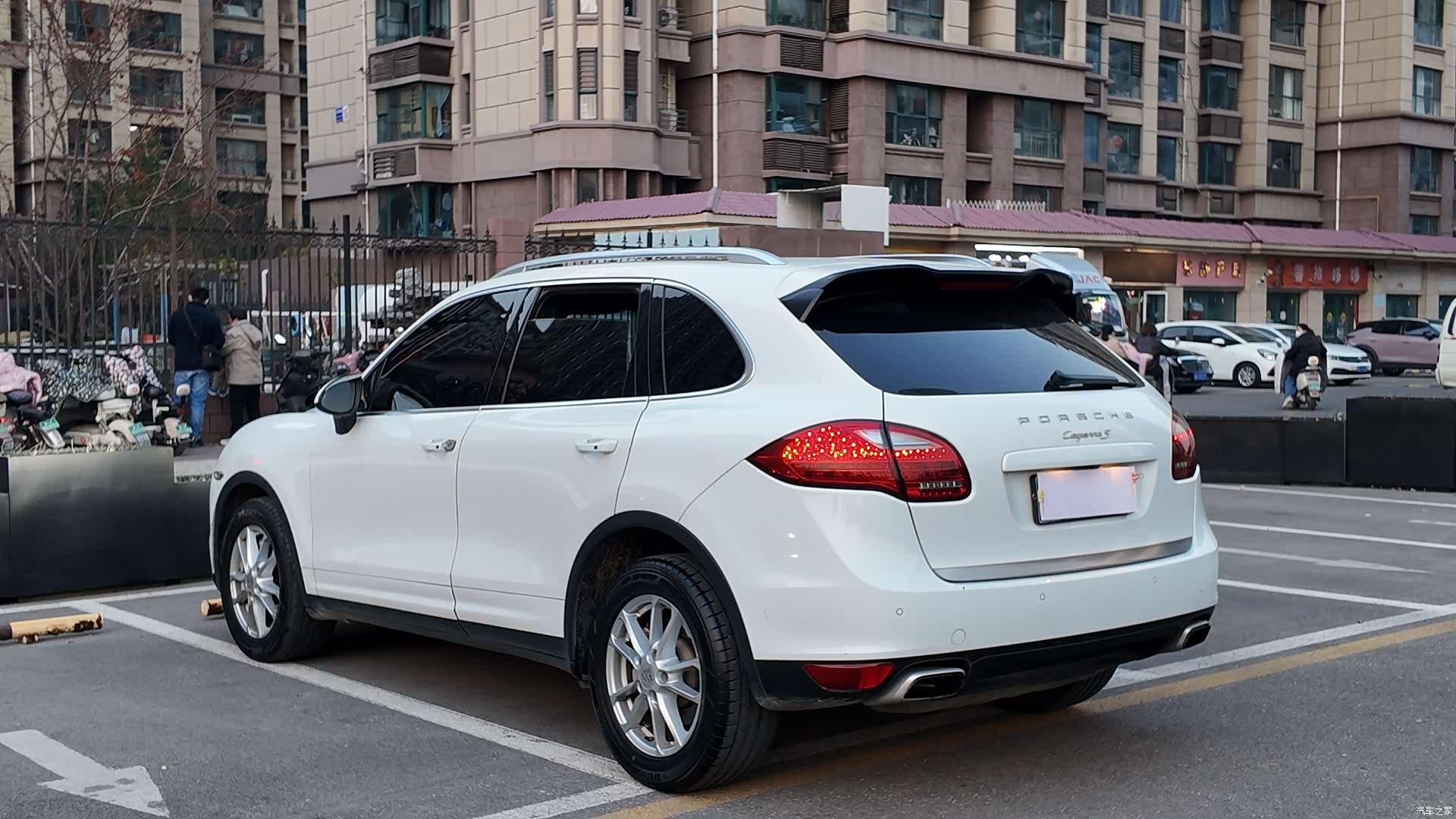 Porsche Cayenne, 2012 все фото