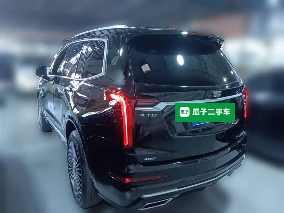 Cadillac XT6