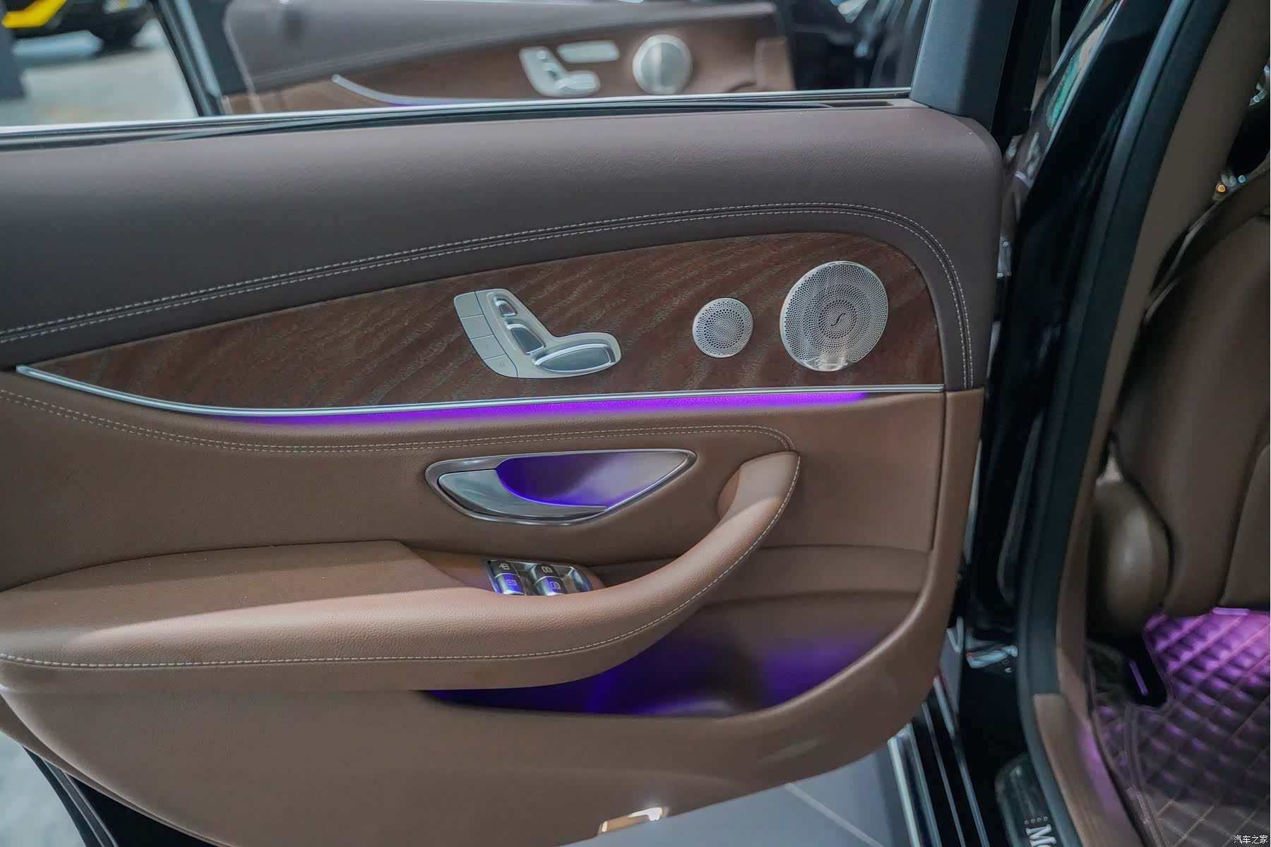 Mercedes-Benz E-Class, 2023 10