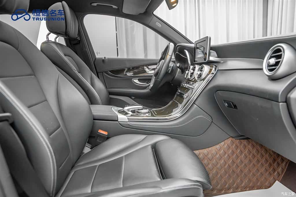 Mercedes-Benz GLC, 2019 15
