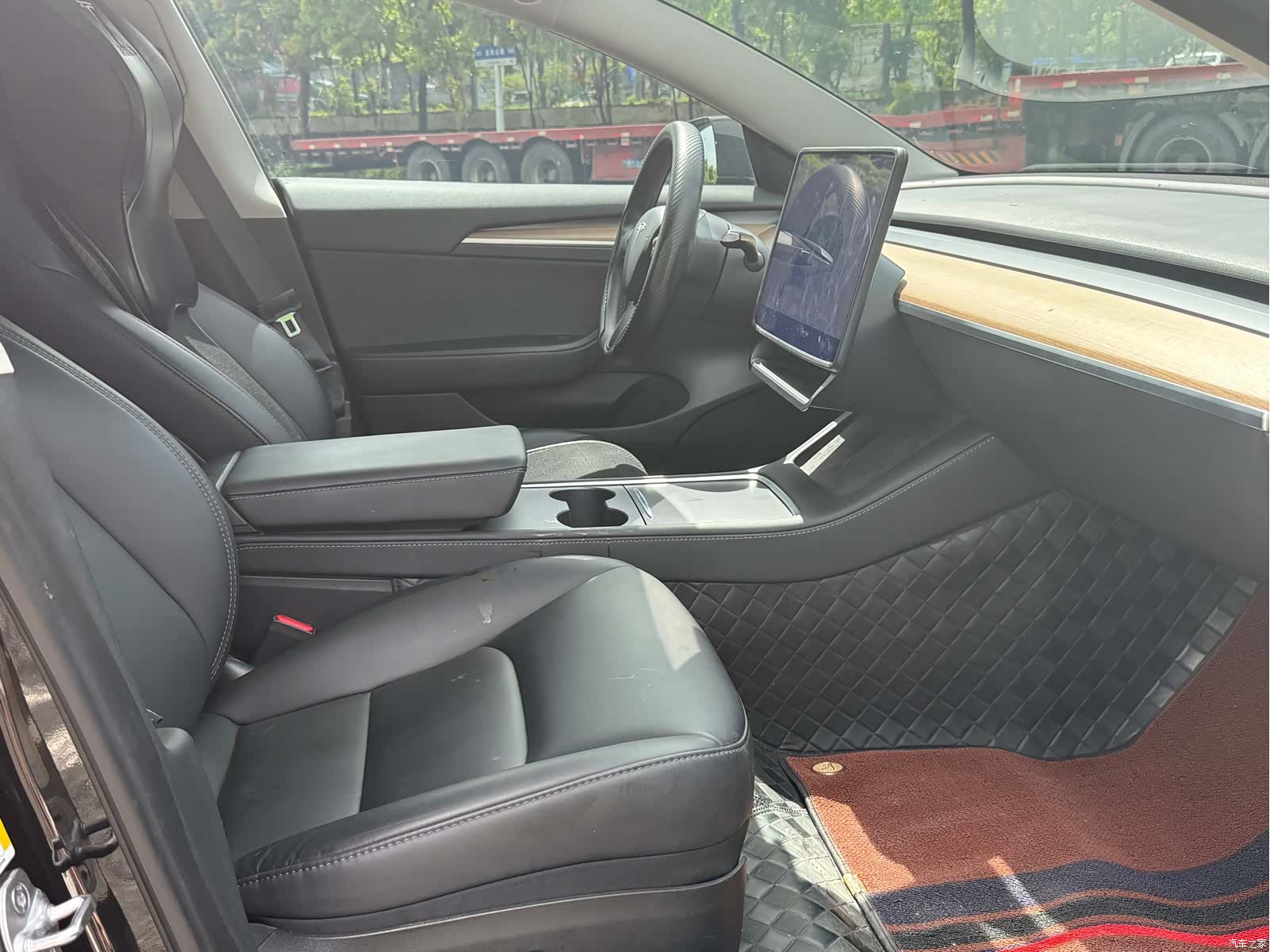 Tesla Model 3, 2023 10
