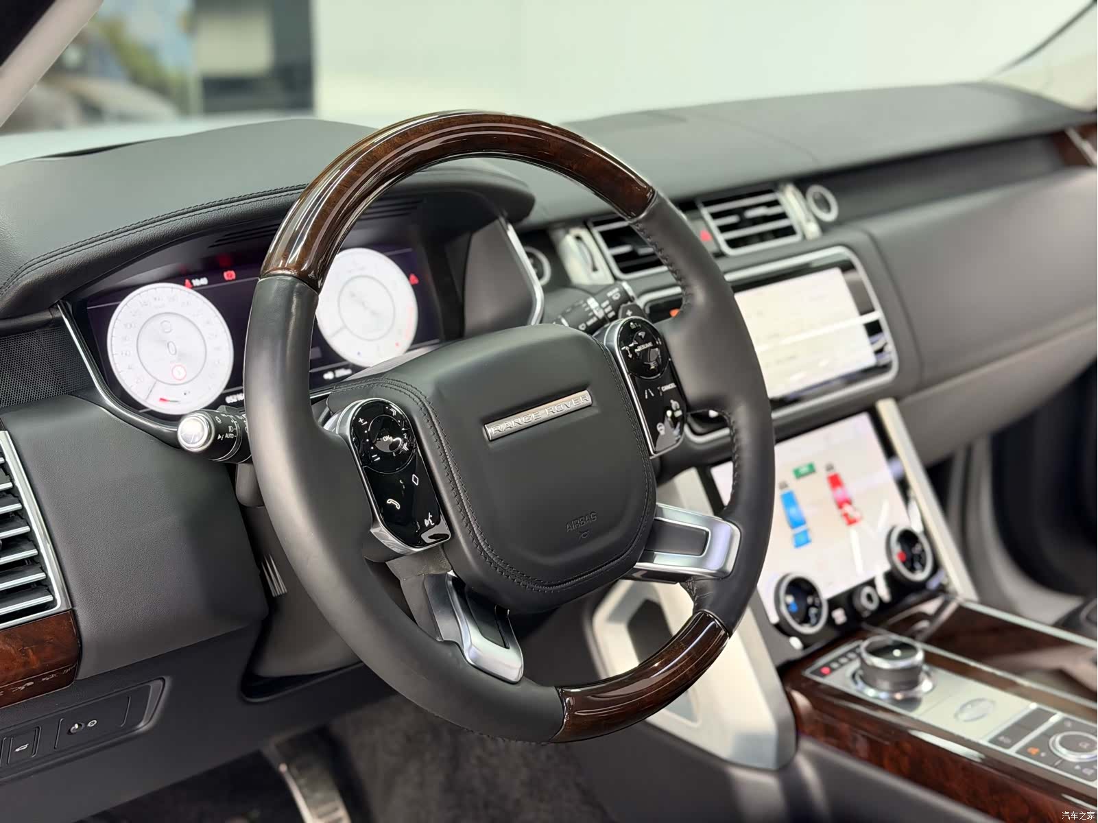 Land Rover Range Rover, 2021 все фото