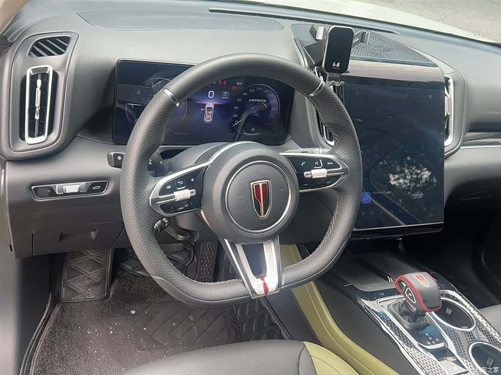 Hongqi HS3, 2023 4