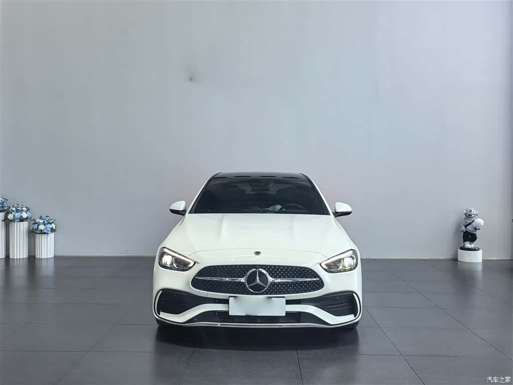 Mercedes-Benz C-Class, 2022 4