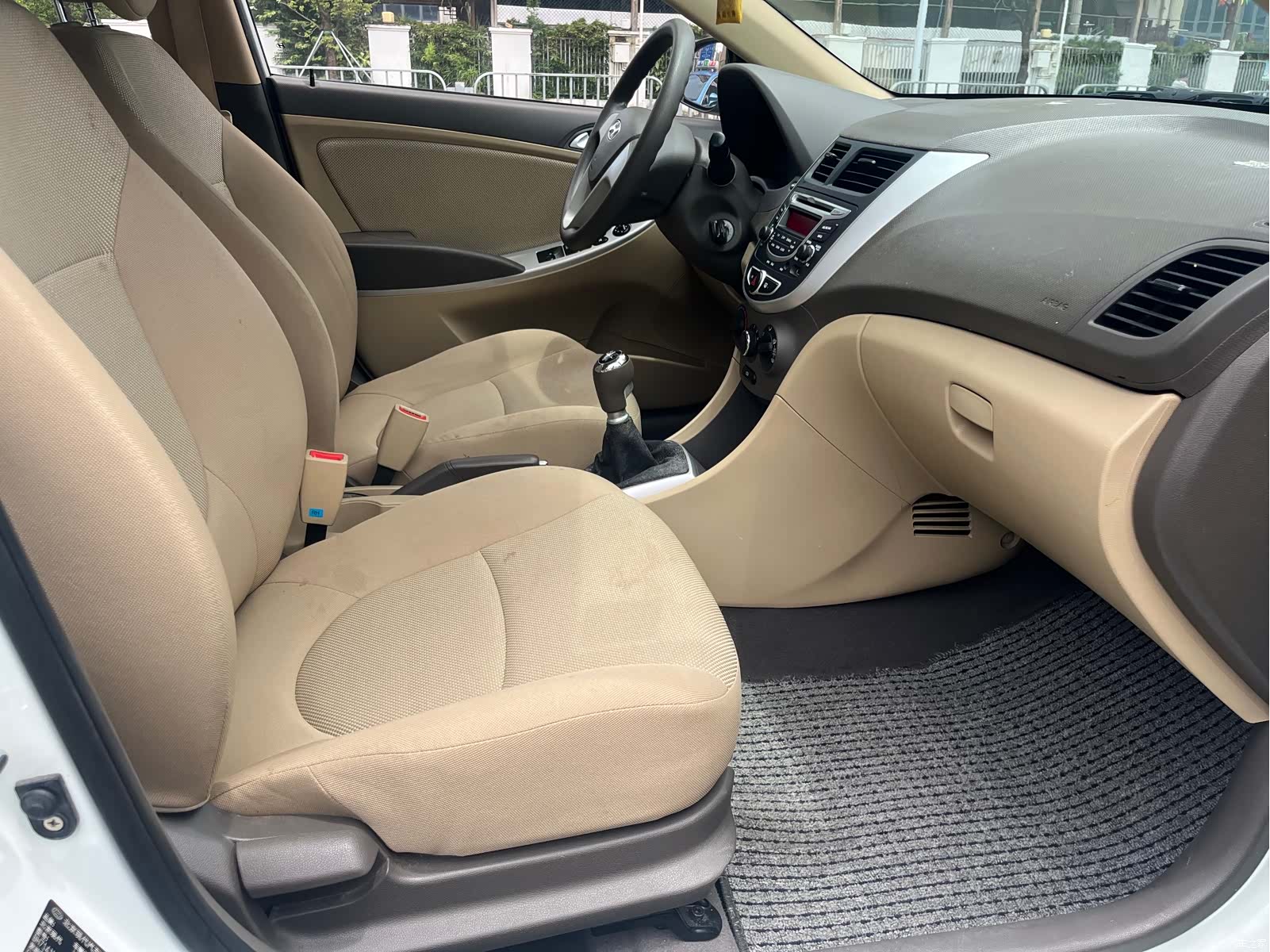 Hyundai GS, 2012 11