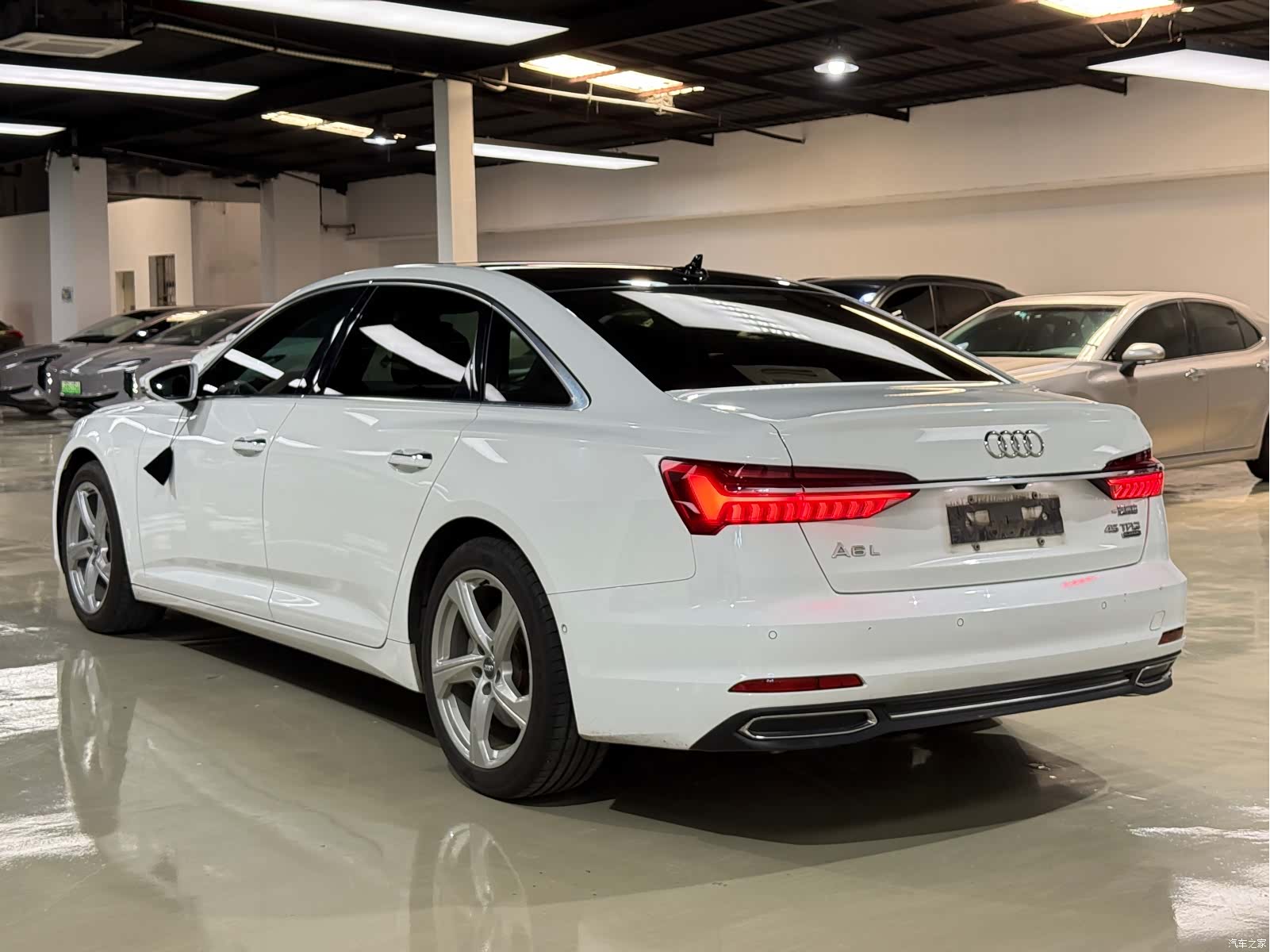 Audi A6L, 2019 14
