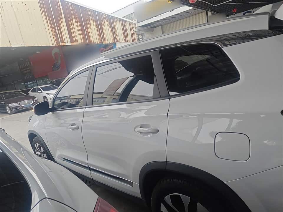 Chery Tiggo 8
