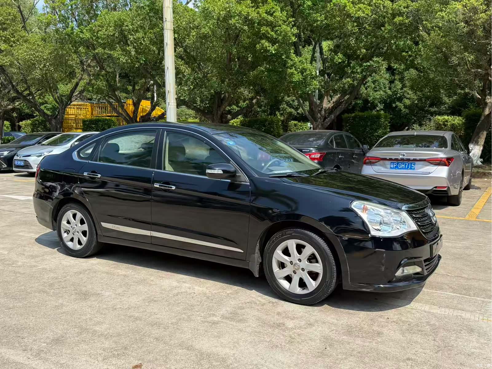 DongFeng A60, 2014 3