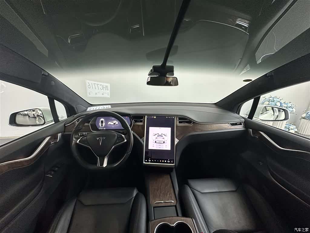 Tesla Model X, 2018 4