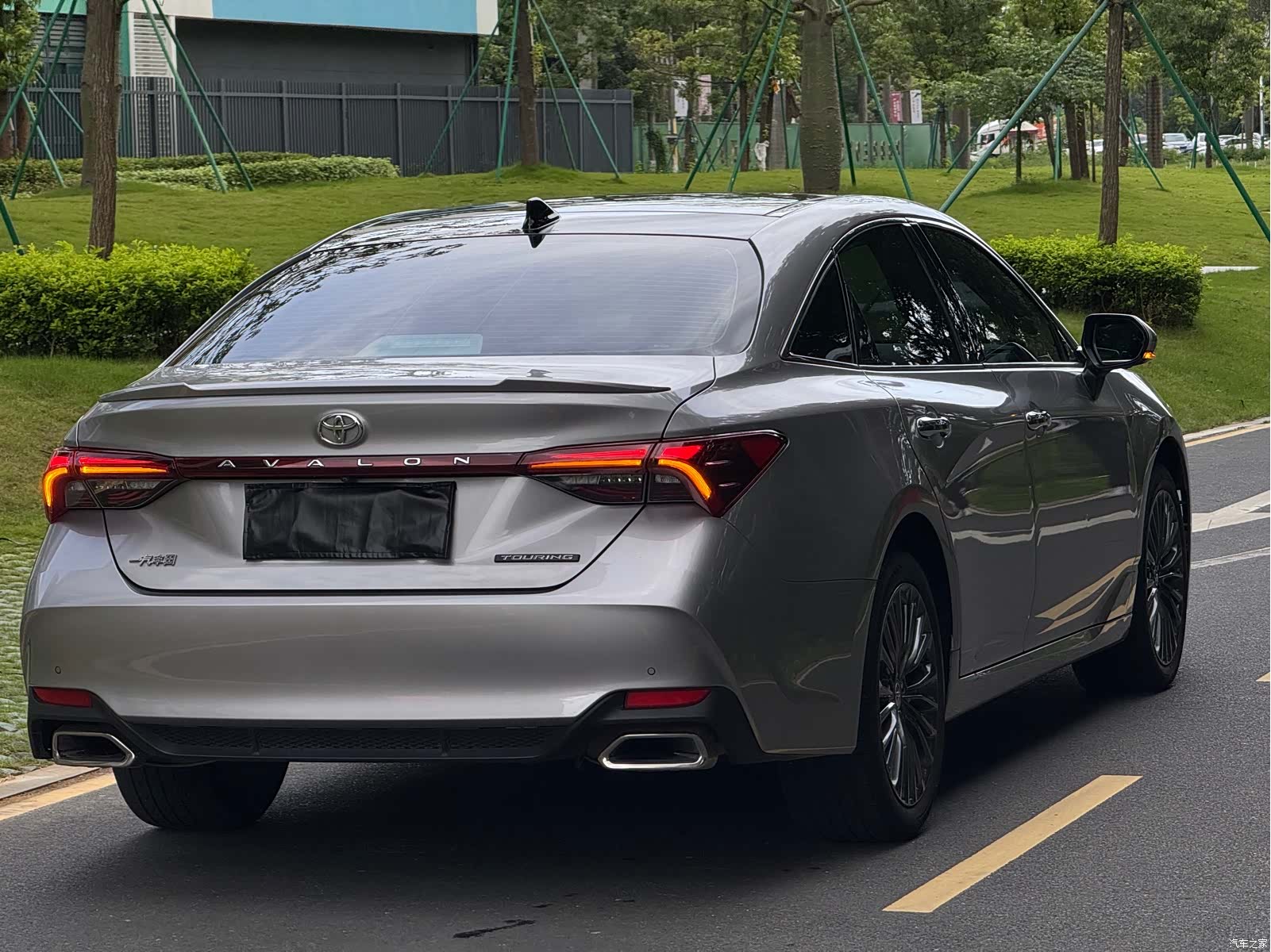 Toyota Avalon, 2020 4