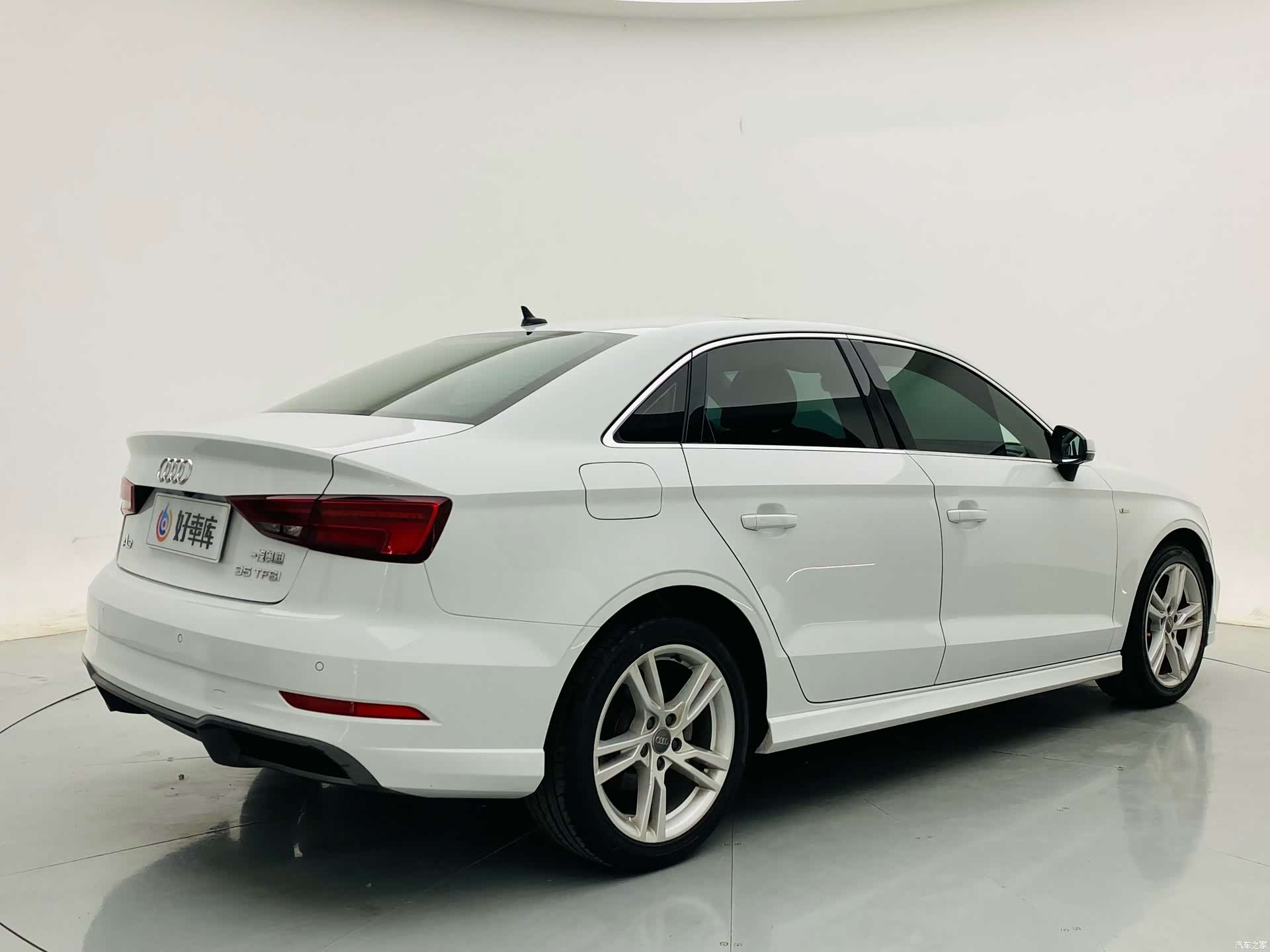 Audi A3, 2020 все фото