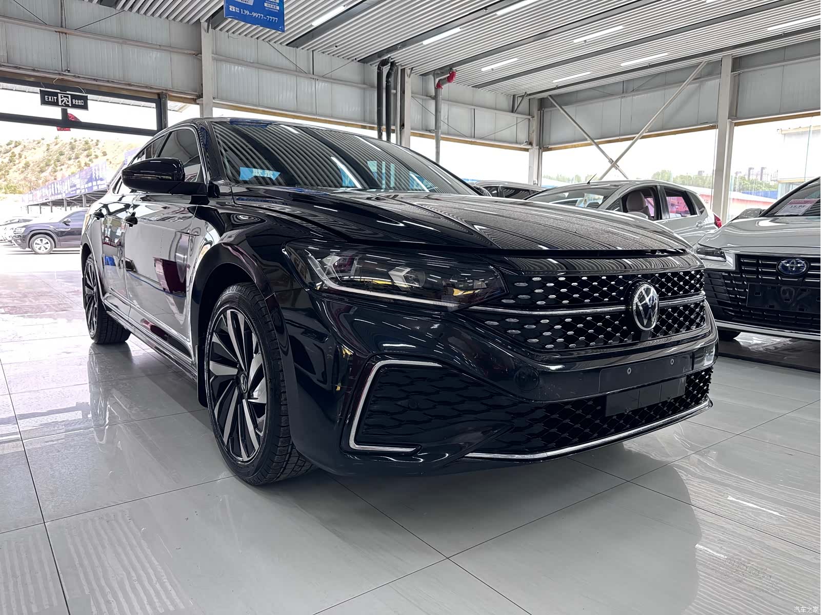 Volkswagen Passat, 2022 3