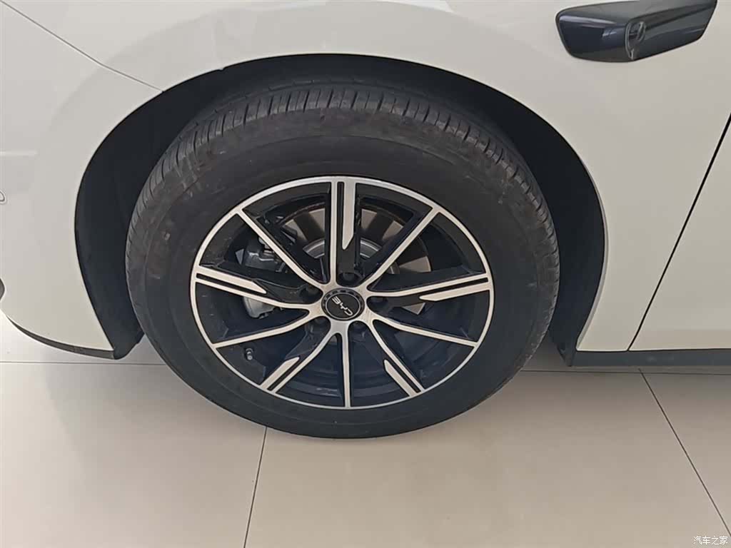 BYD Seal, 2025 23