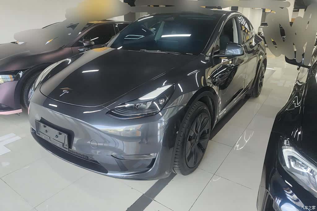 Tesla Model Y, 2024 1