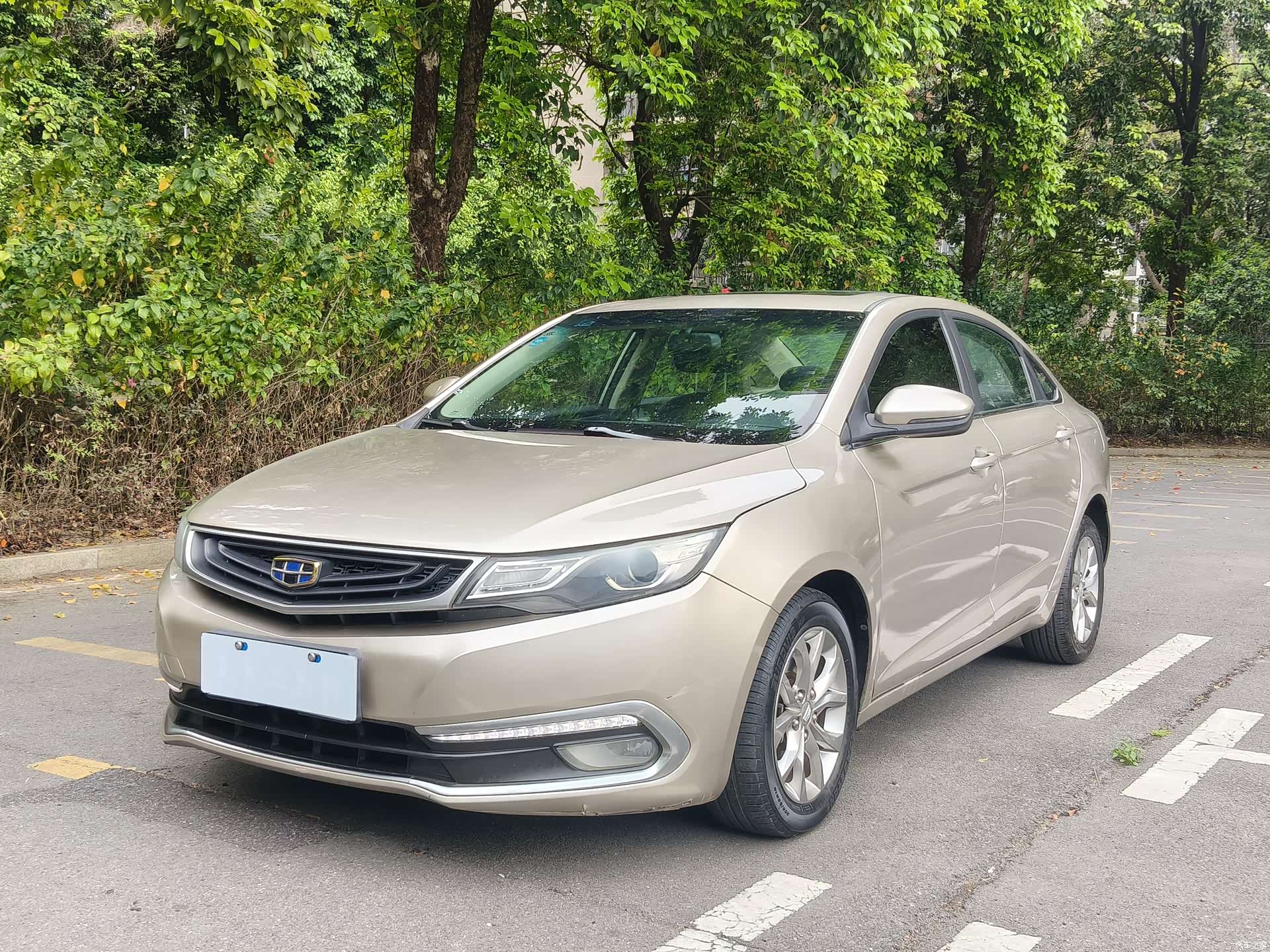 Geely Emgrand, 2016 1