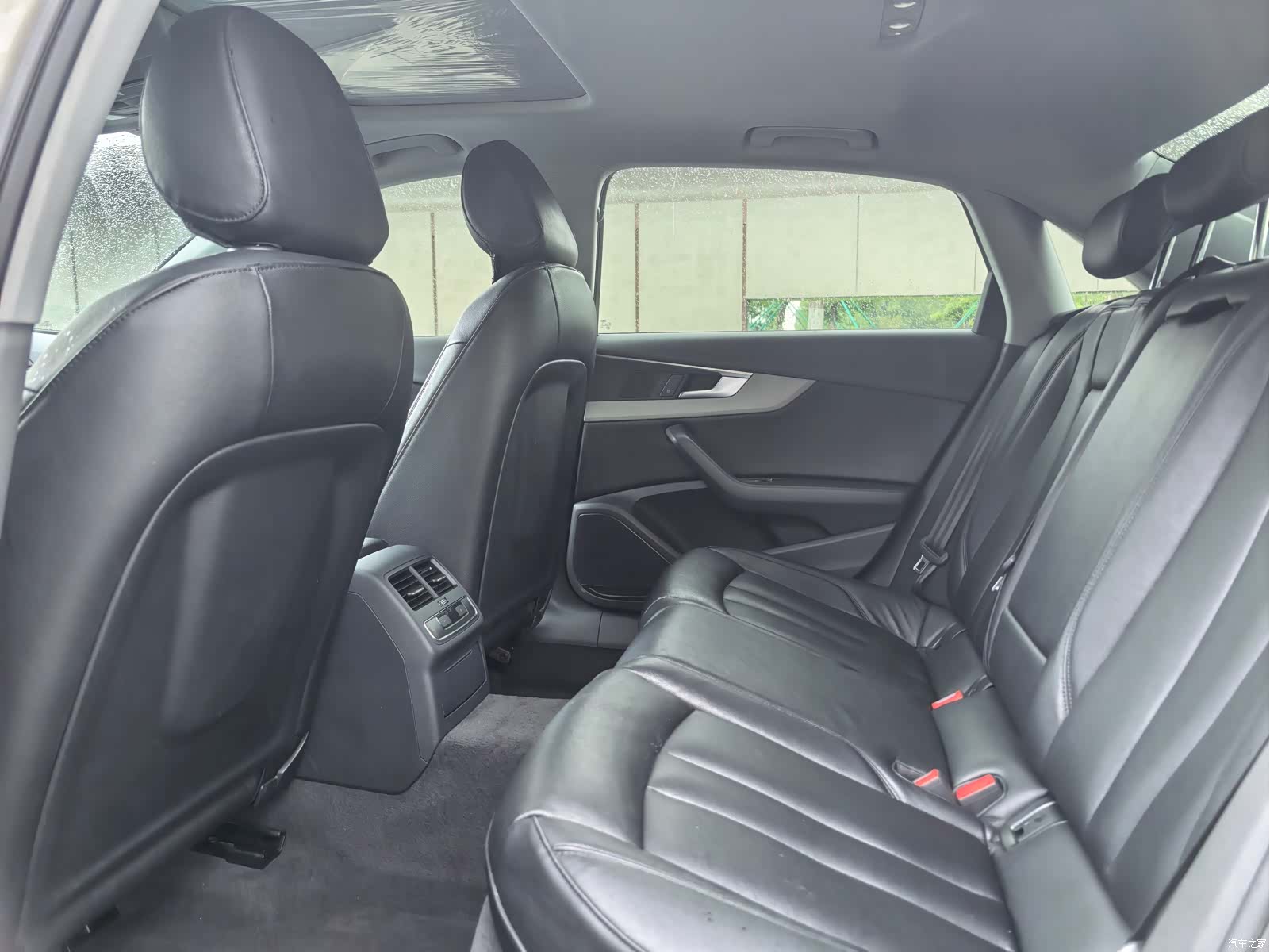 Audi A4L, 2018 13