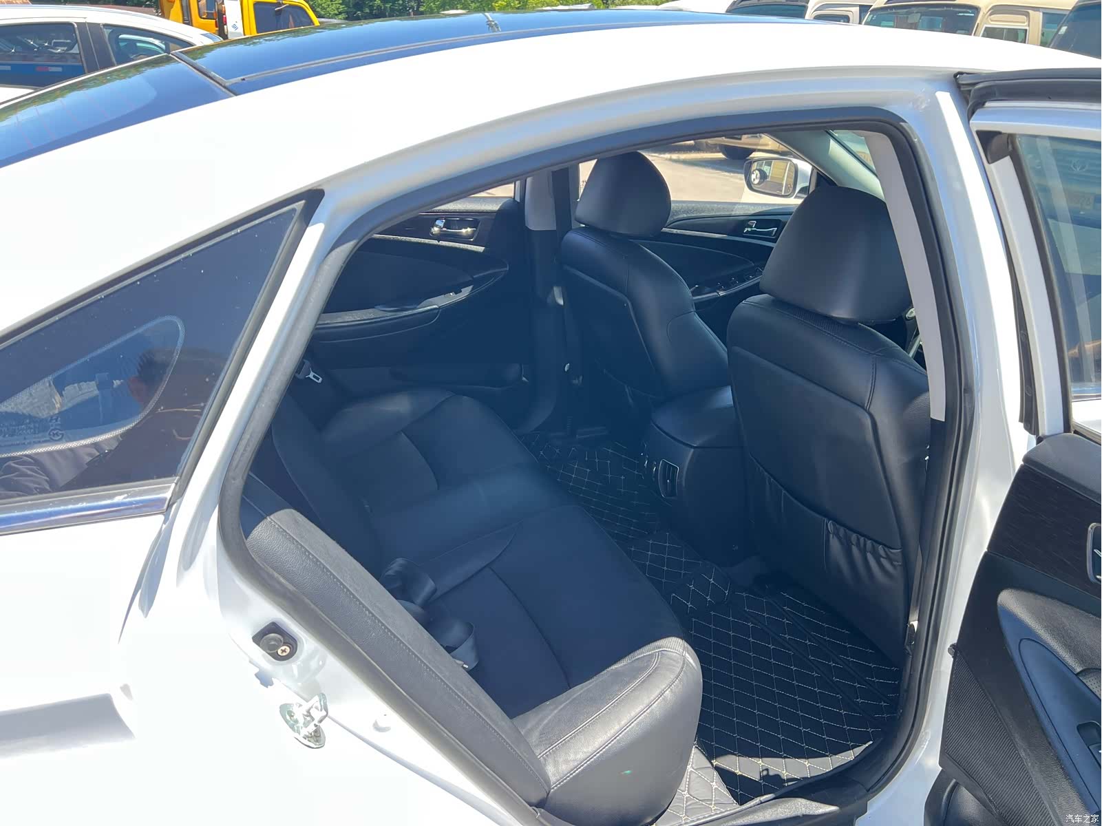 Hyundai Sonata, 2012 19
