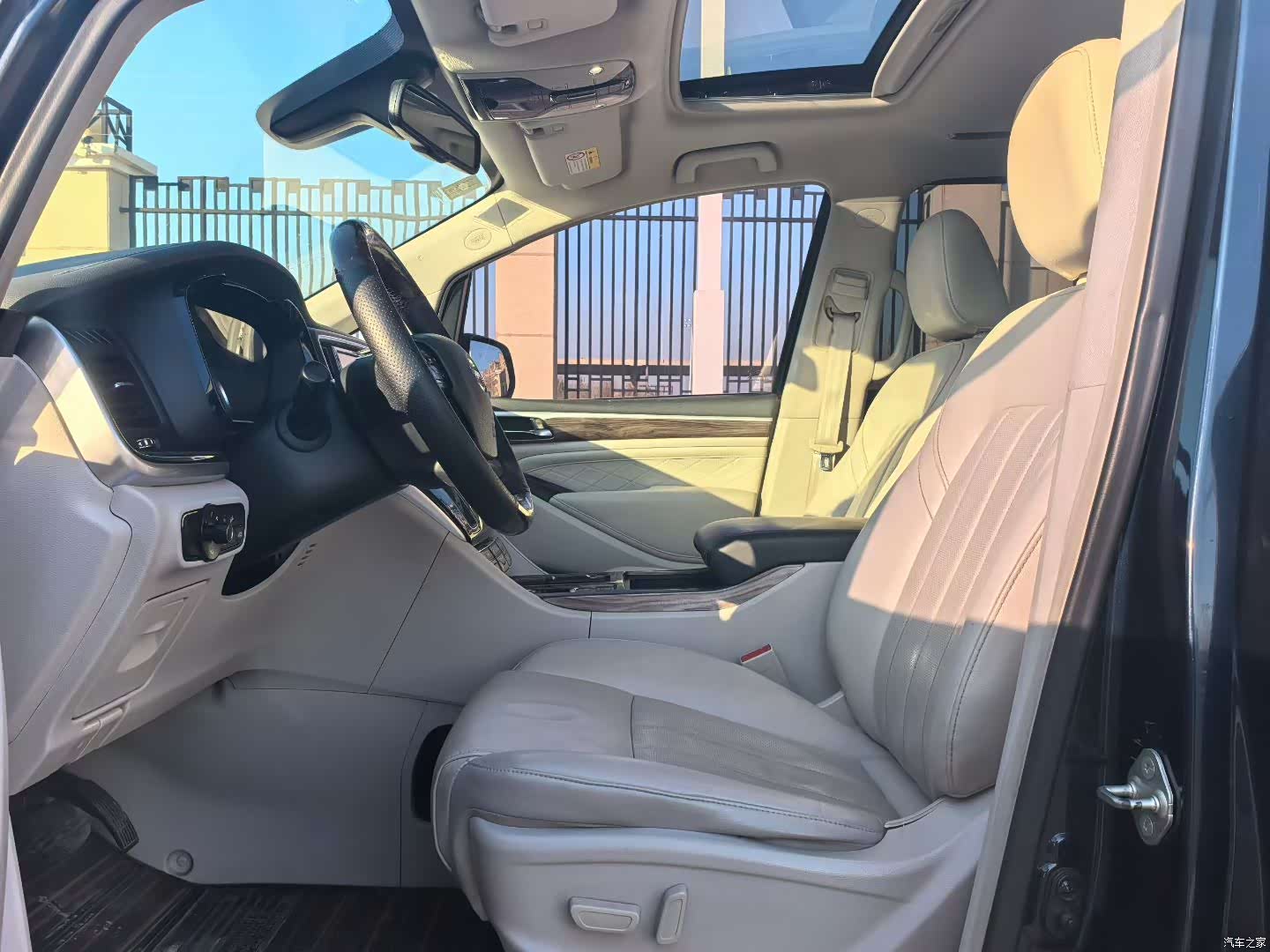 Trumpchi M8, 2019 4
