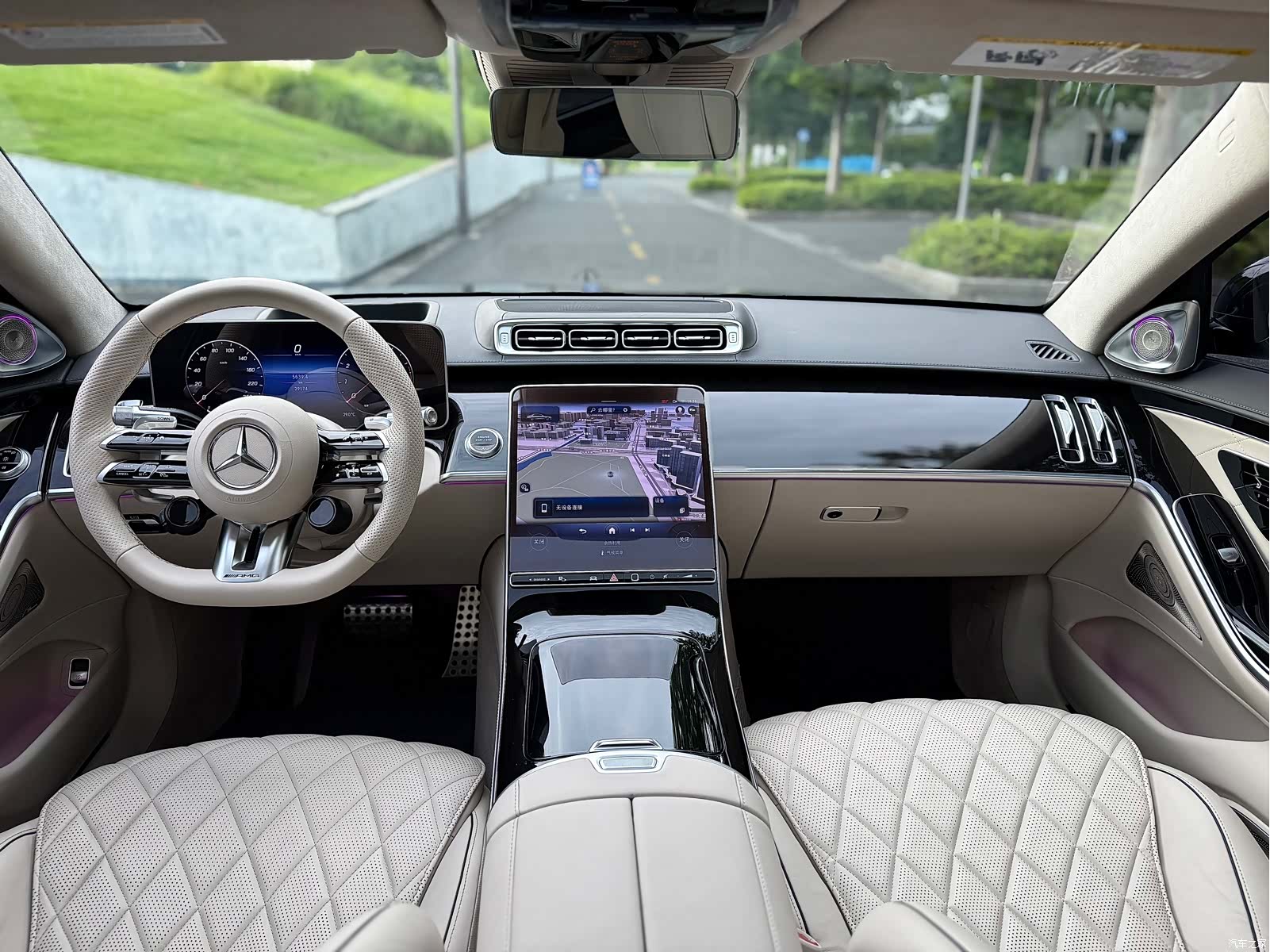 Mercedes-Benz S-Class, 2024 16