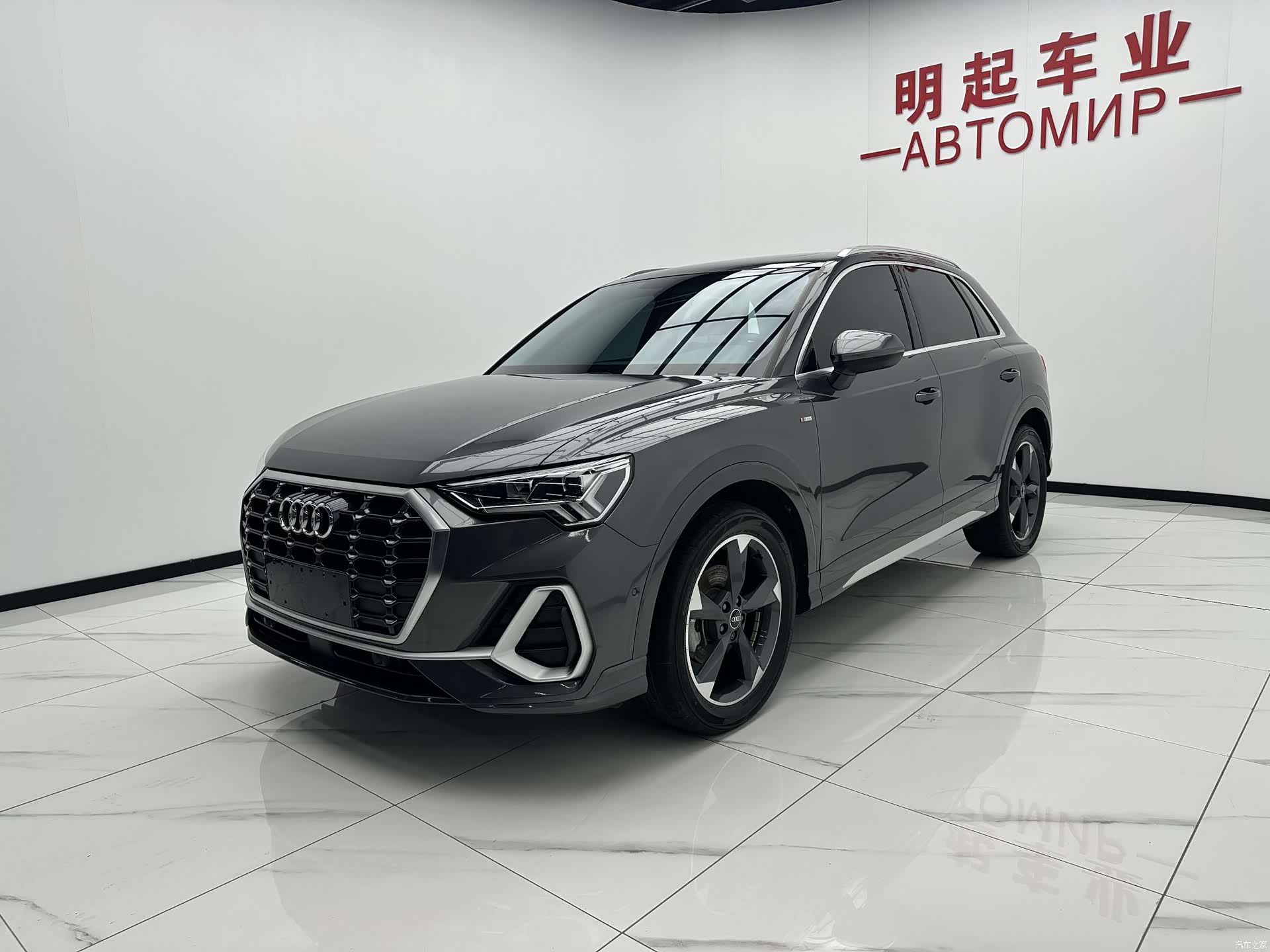 Audi Q3, 2022 4