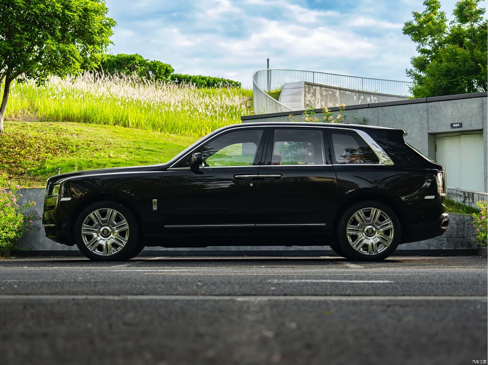 Rolls-Royce Cullinan, 2020 19