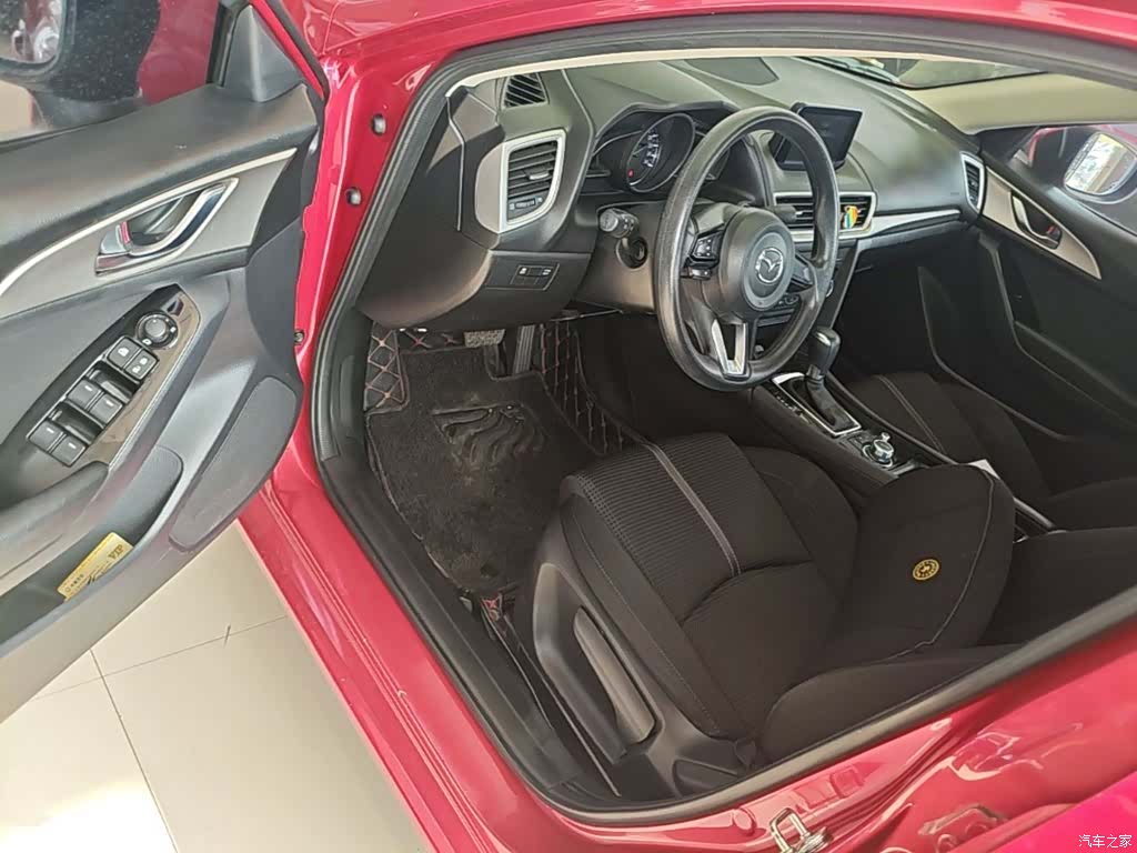 Mazda Mazda3, 2019 16