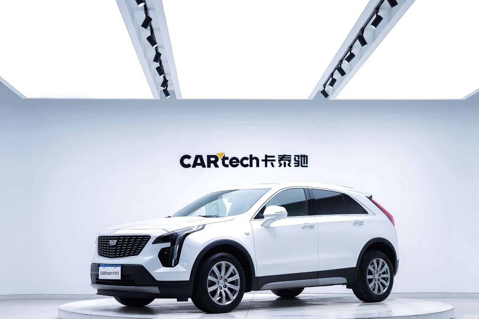 Cadillac XT4, 2021 1