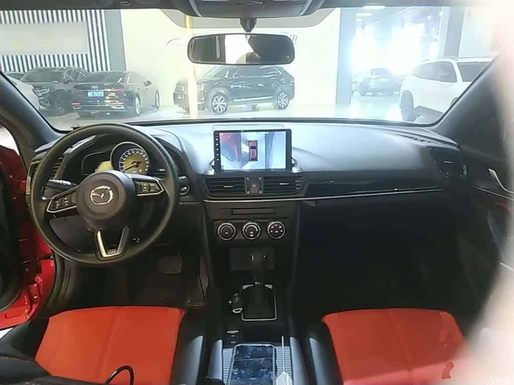 Mazda CX-4, 2021 10