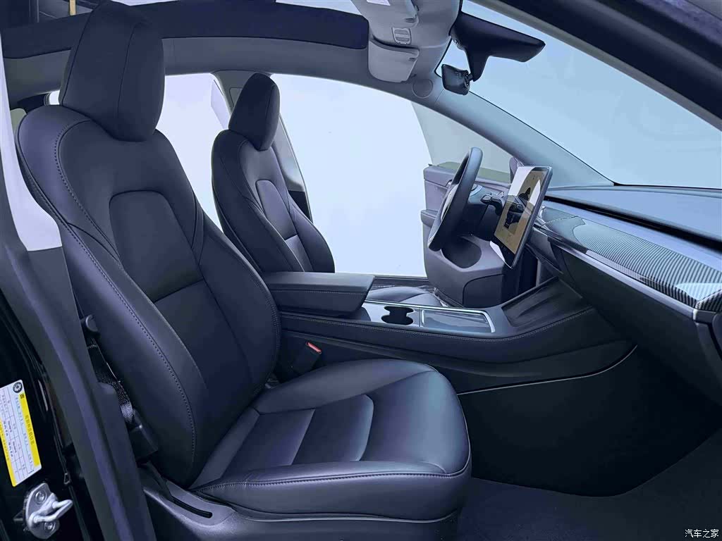 Tesla Model Y, 2023 8