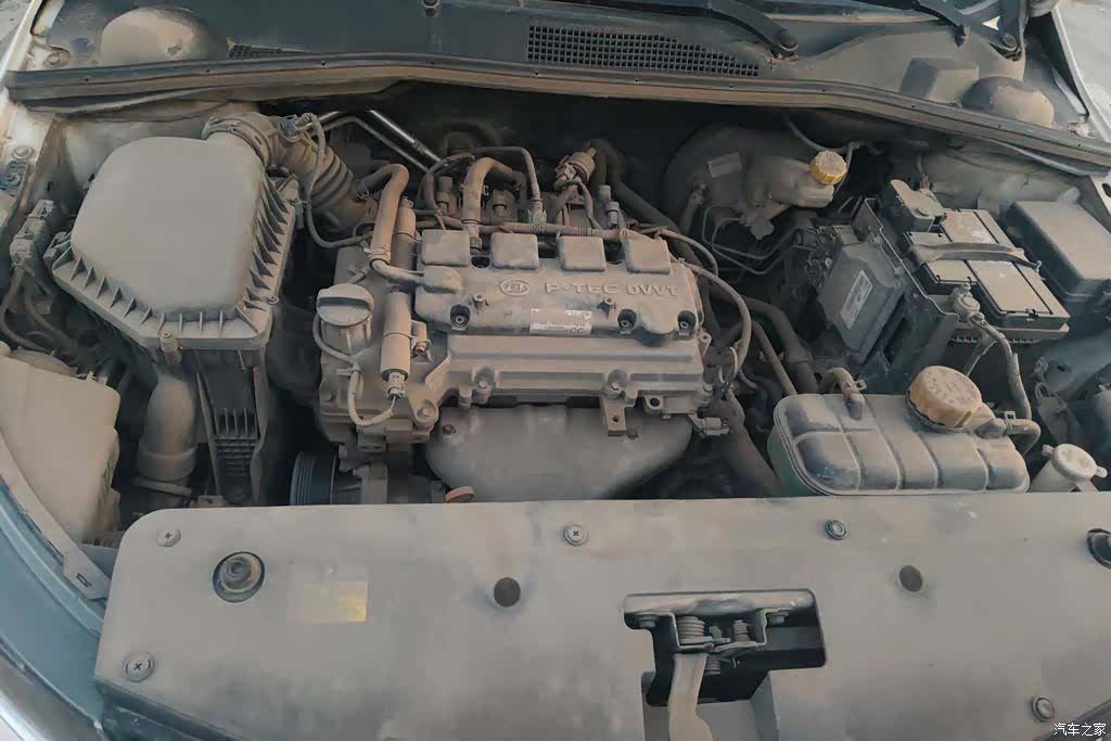 Wuling 310W, 2019 10