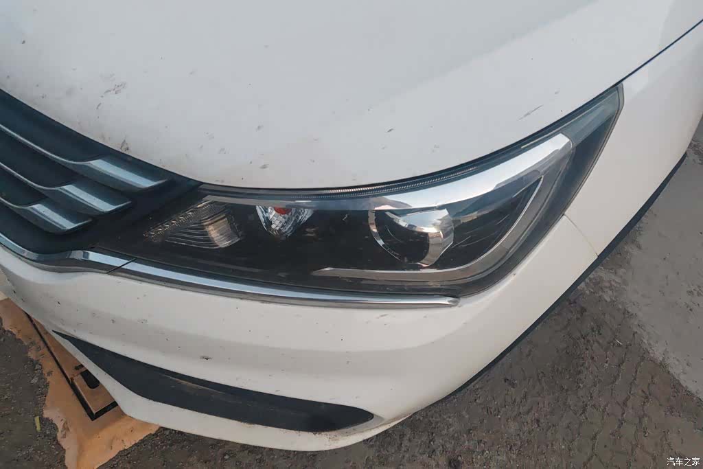 Wuling 310W, 2019 все фото