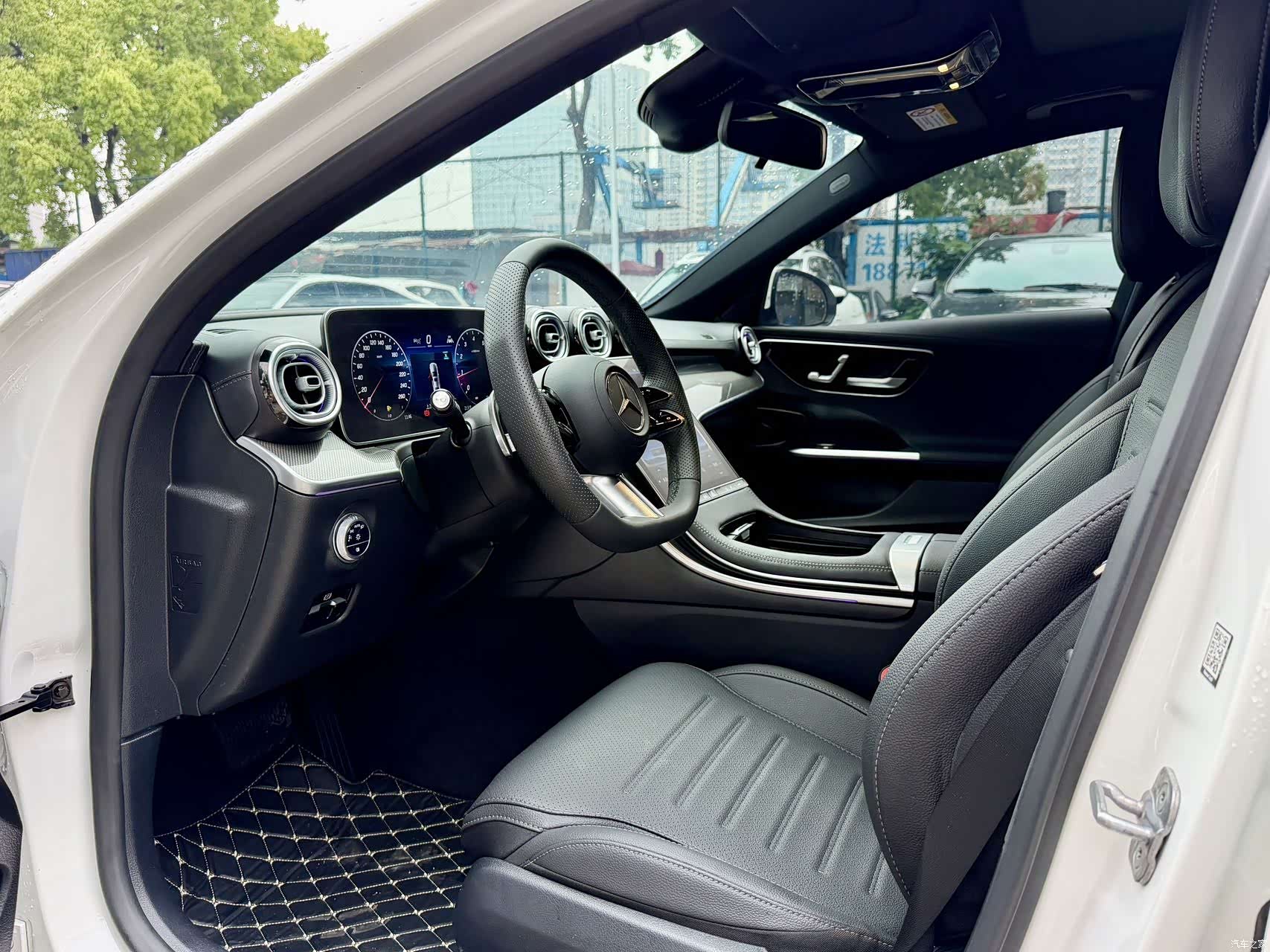 Mercedes-Benz C-Class, 2025 9