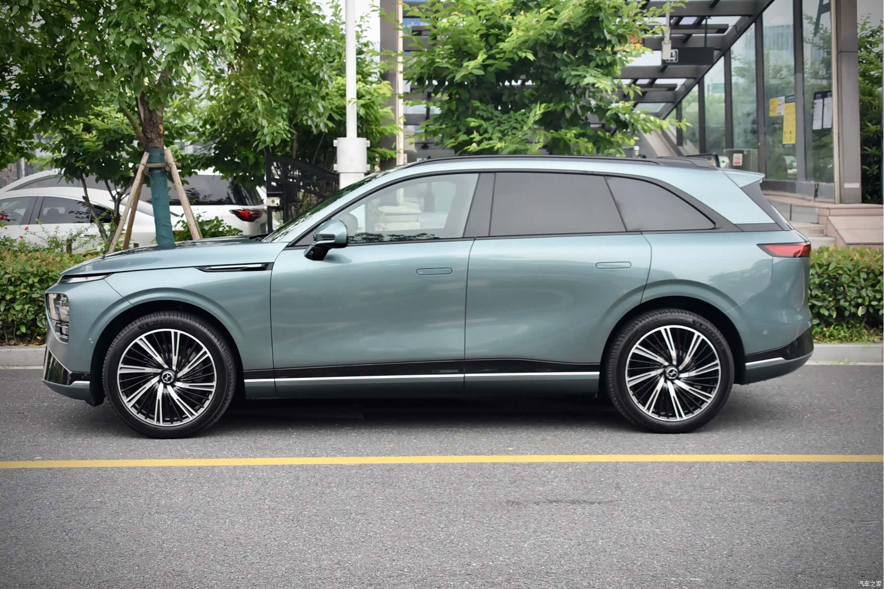 Xpeng G9, 2023 2