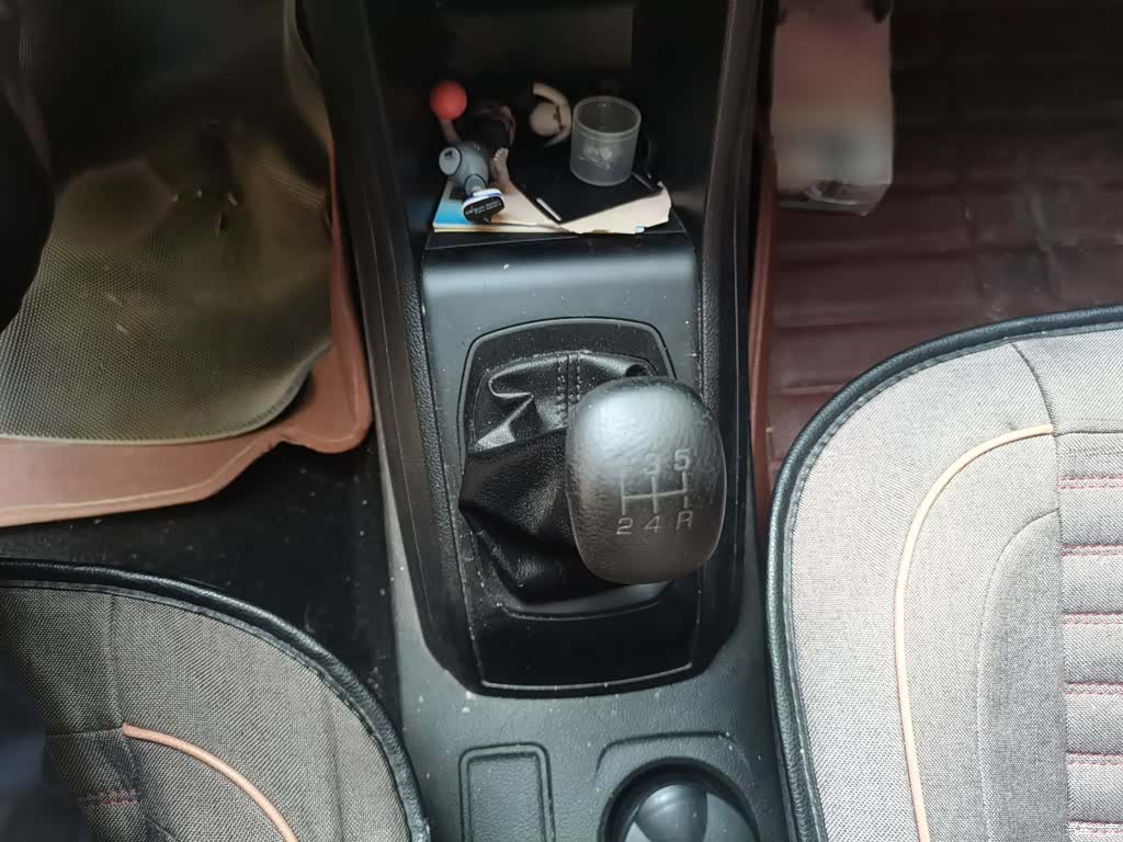 Wuling 310, 2021 7