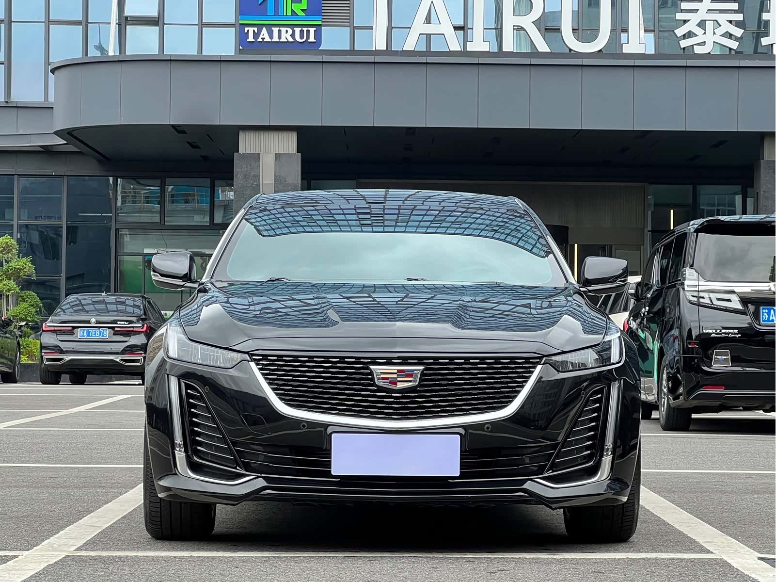 Cadillac CT5, 2023 2
