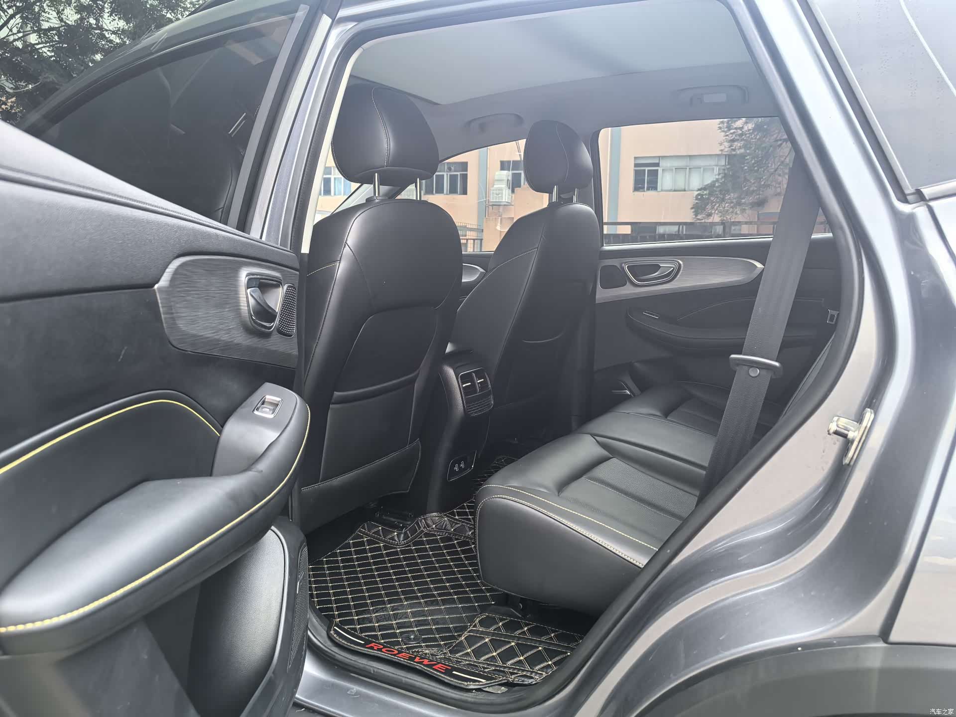 Roewe RX5, 2021 6