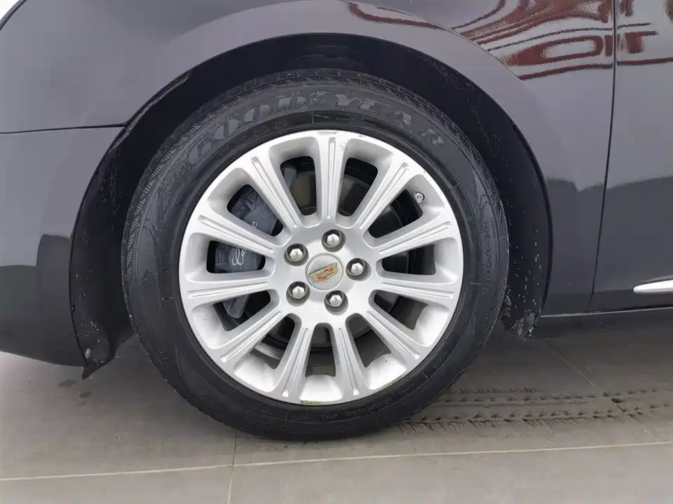 Cadillac XTS