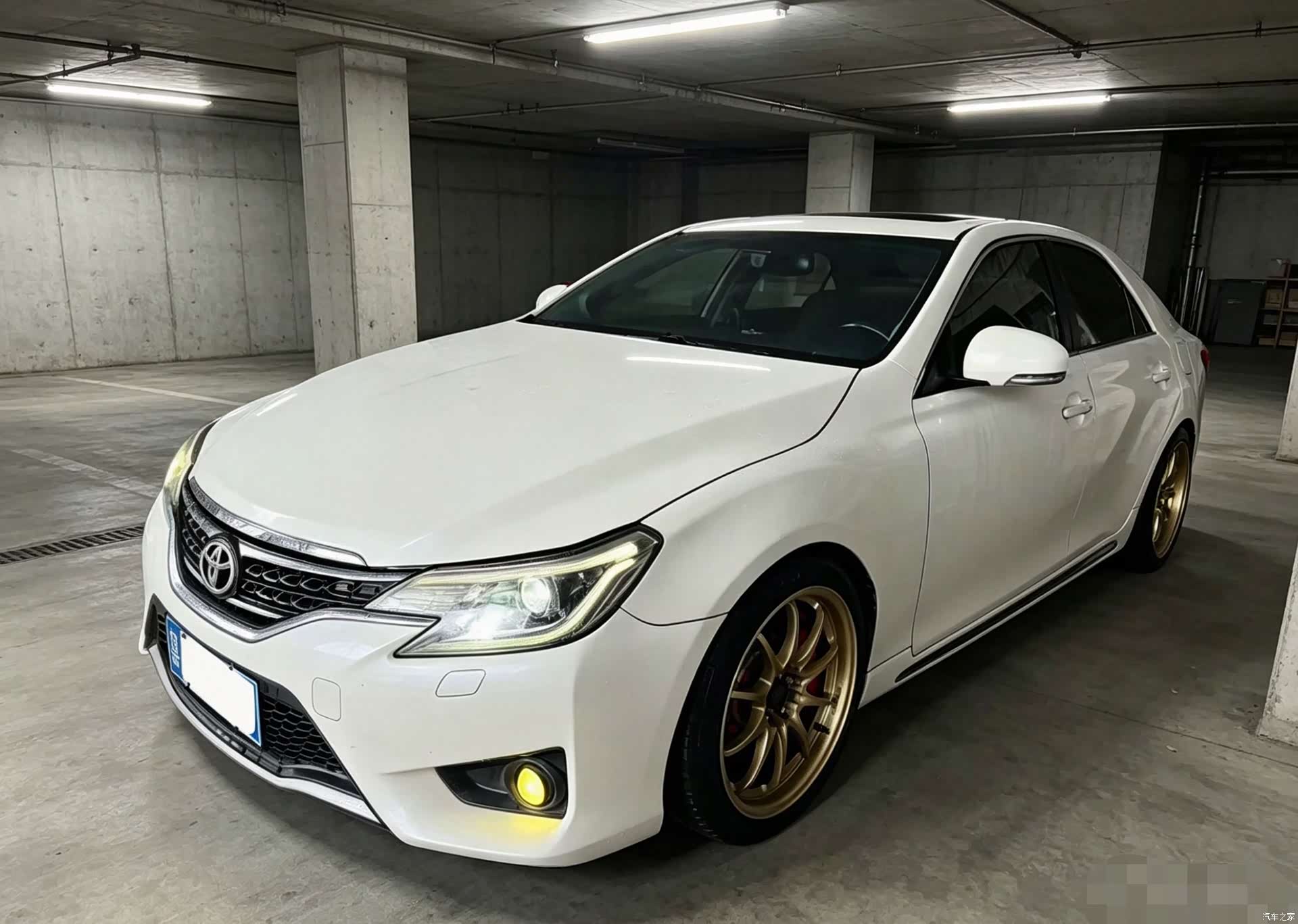 Toyota 2.5V