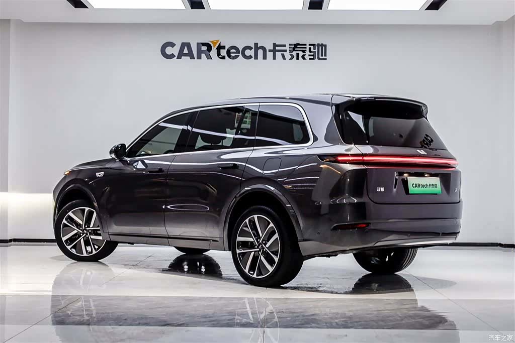 Li Auto L9, 2023 все фото